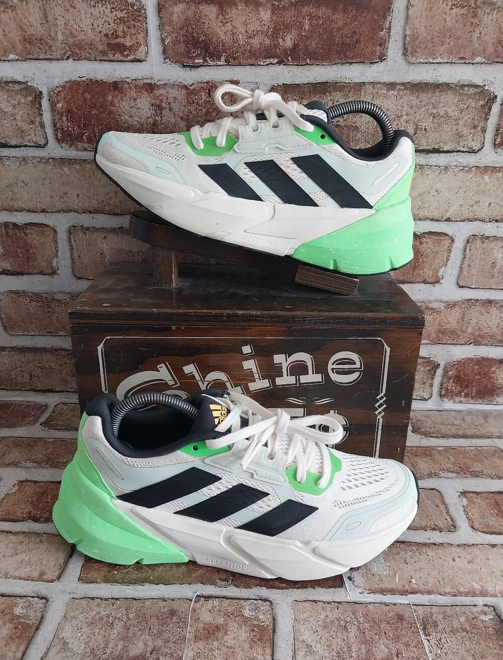 Pre-owned 2022 Adidas Adistar